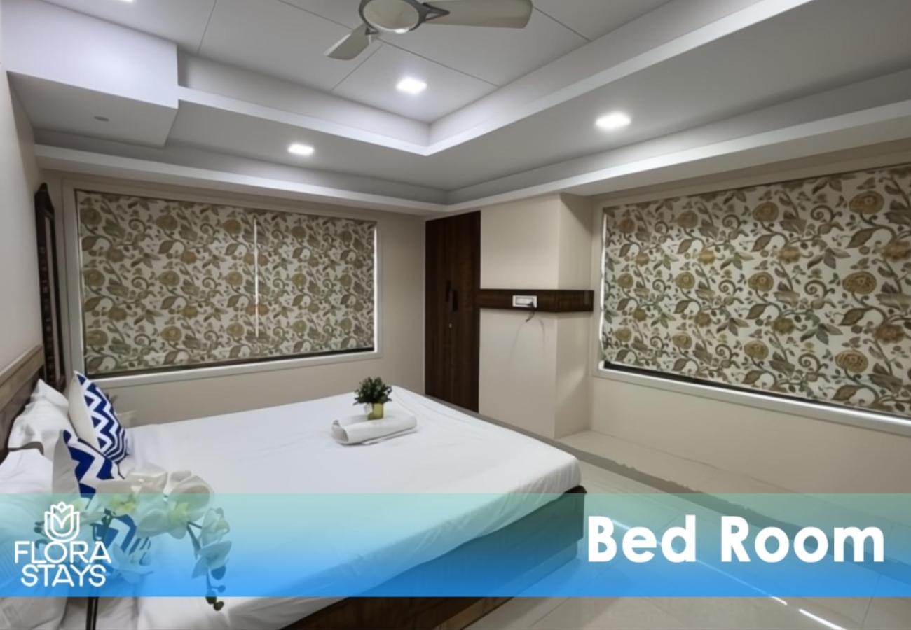 3bhk Service In Parel Apartament *
